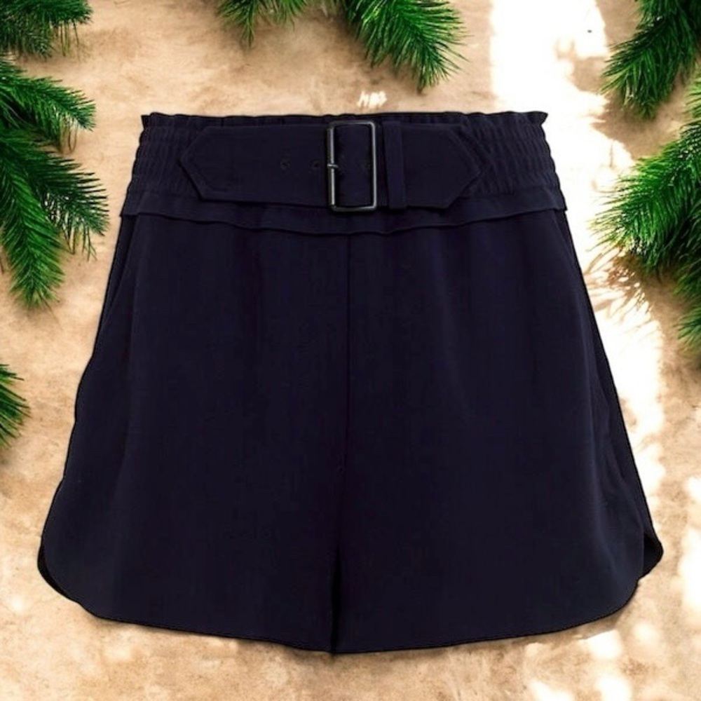 NWT A.L.C. ‘Auburn’ Belted Crepe Shorts in “Navy” Size 0